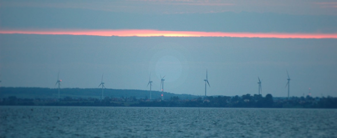 windmills_at_the_sea_eff